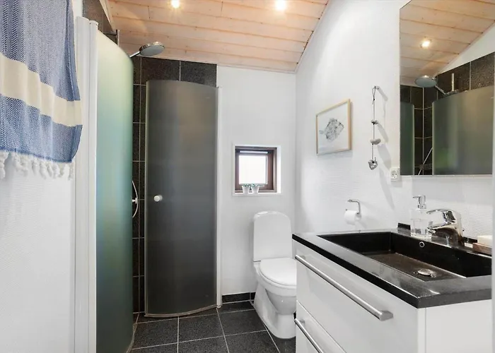 Ll268-humble-blabaervaenget-3 Ristinge